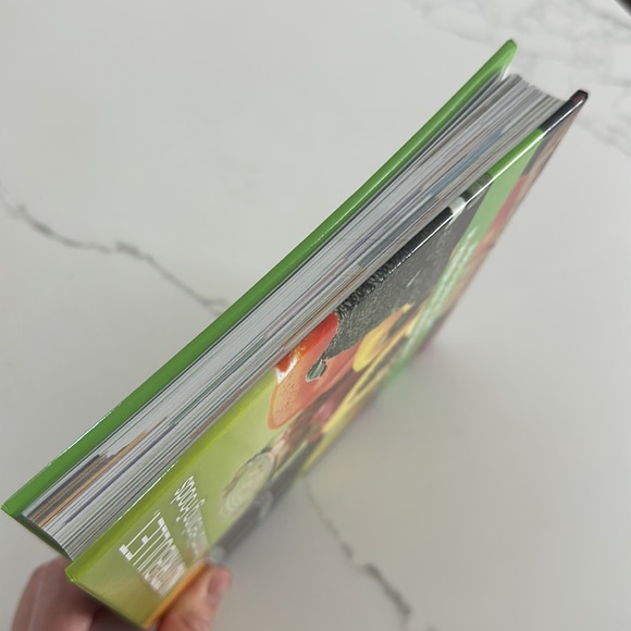 3/$20 Nutribullet Natural Healing Foods - Picture 5 of 8